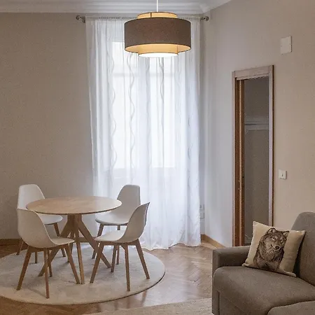 Romeo, Nel Cuore Di Apartamento