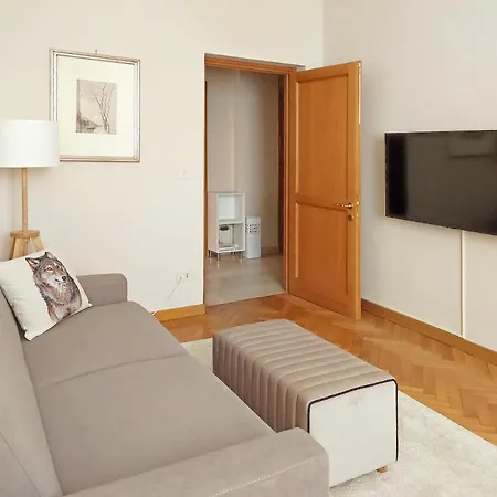 Romeo, Nel Cuore Di Apartamento